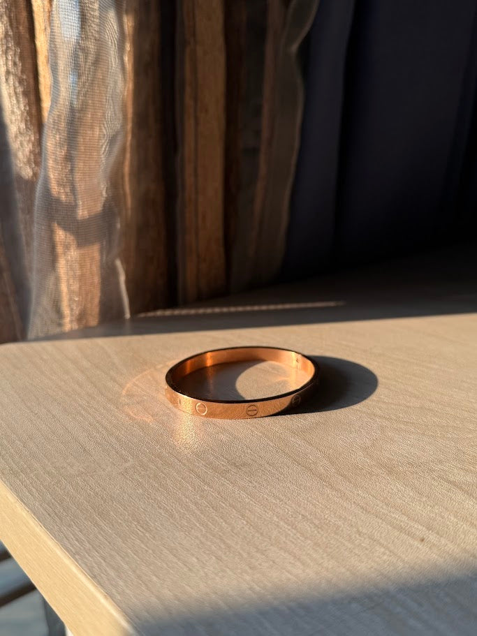 Cartier LOVE Bracelet (Rose Gold)