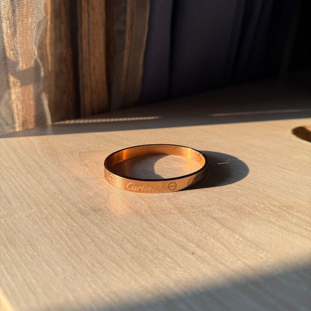 Cartier Logo LOVE Bracelet (Rose Gold)